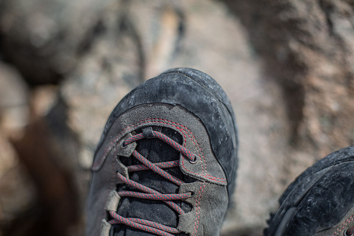 Salewa MTN Trainer Mid GTX hiking boot (small tear on rand)